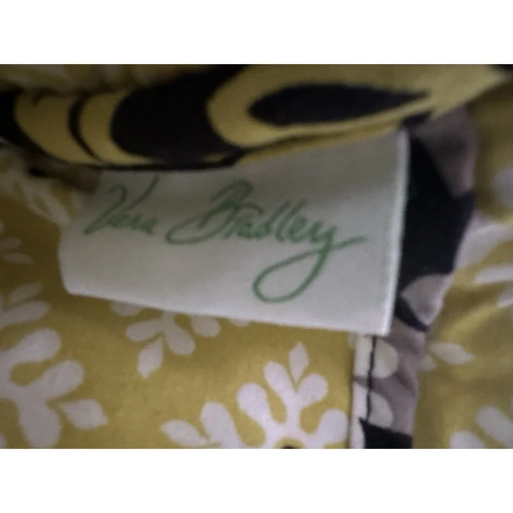 VERA BRADLEY Crossbody Bag Purse LIZZY BAROQUE PATTERN BLACK‎ YELLOW GRAY